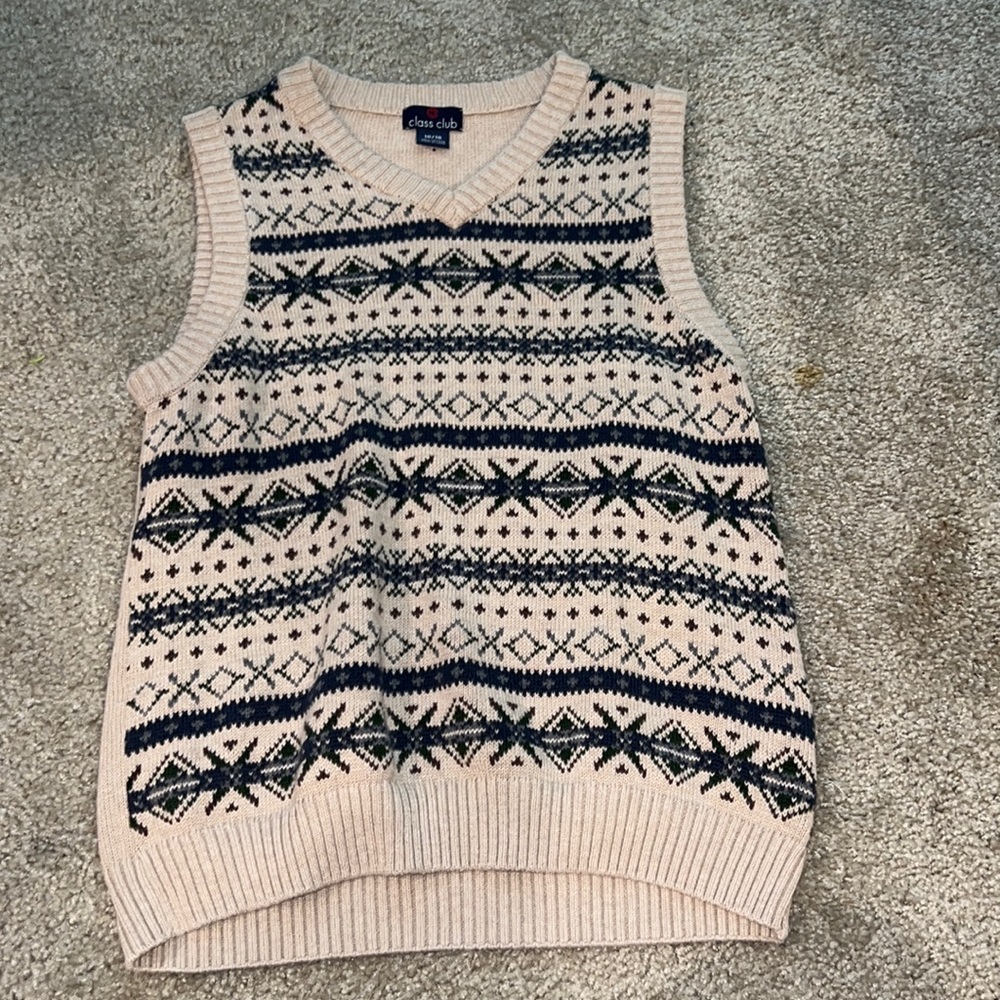trendy sweater vest